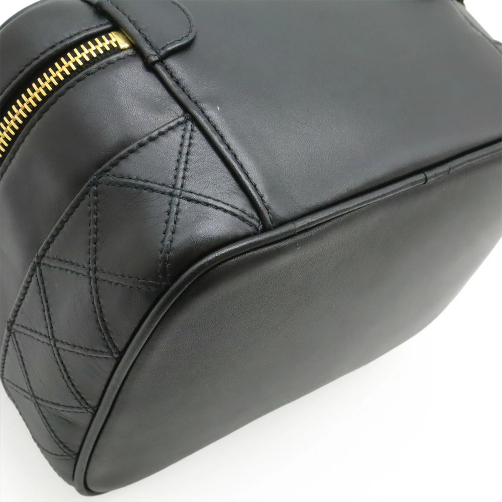 CHANEL Black Leather Pouch - Picture 4 of 10